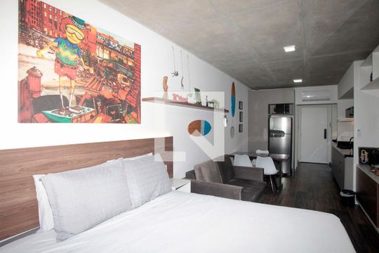 Studio de kitnet/studio à venda com 1 quarto, 43m² em Farroupilha, Porto Alegre