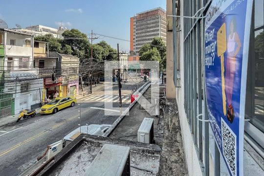 Plaquinha de apartamento à venda com 1 quarto, 210m² em São Cristóvão, Rio de Janeiro