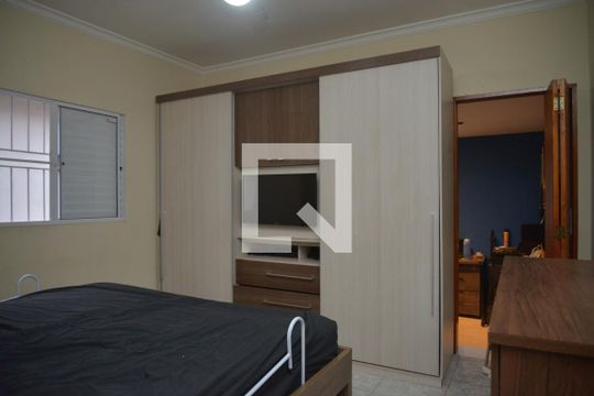 Quarto 1 de casa à venda com 4 quartos, 150m² em Jardim das Maravilhas, Santo André