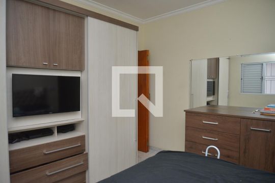 Quarto 1 de casa à venda com 4 quartos, 150m² em Jardim das Maravilhas, Santo André