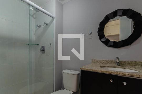 Banheiro de kitnet/studio à venda com 1 quarto, 26m² em Sé, São Paulo