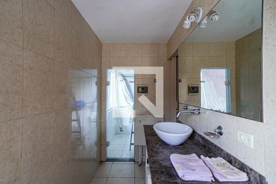 sauna de casa de condomínio à venda com 4 quartos, 450m² em Santa Rosa, Niterói