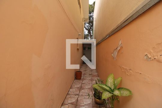 Quintal lateral de casa à venda com 3 quartos, 145m² em Planalto Paulista, São Paulo