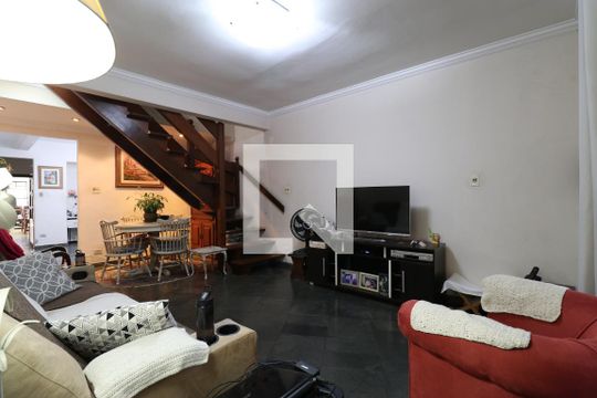 Casa à venda com 2 quartos, 232m² em Vila Romana, São Paulo