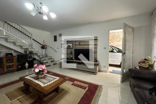 Sala de casa à venda com 3 quartos, 300m² em Parque São Lucas, São Paulo