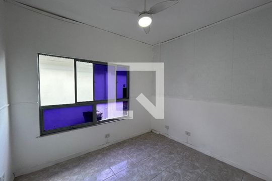 Quarto de apartamento para alugar com 3 quartos, 73m² em Lins de Vasconcelos, Rio de Janeiro