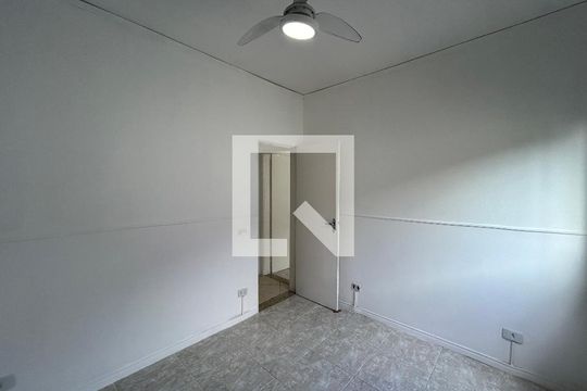 Quarto de apartamento para alugar com 3 quartos, 73m² em Lins de Vasconcelos, Rio de Janeiro