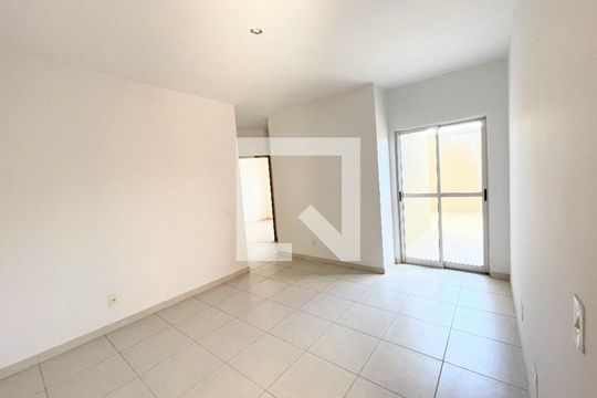Apartamento à venda com 2 quartos, 69m² em Cândida Ferreira, Contagem