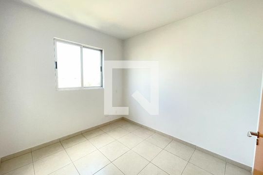 Quarto de apartamento à venda com 2 quartos, 52m² em Morro do Confisco, Contagem