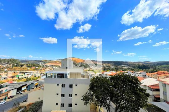 Vista de apartamento à venda com 2 quartos, 104m² em Morro do Confisco, Contagem