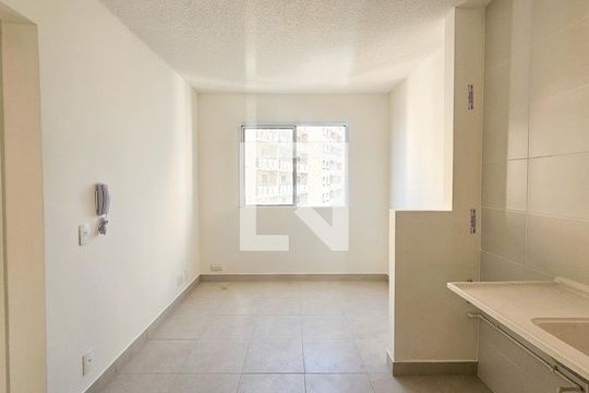 Apartamento à venda com 2 quartos, 36m² em Socorro, São Paulo