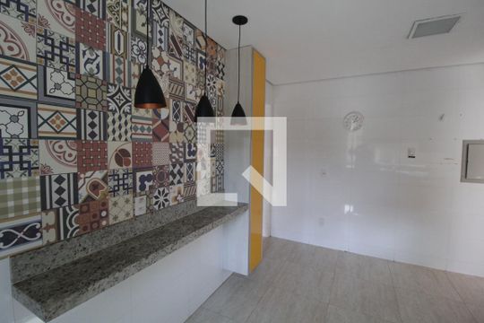Cozinha de casa para alugar com 4 quartos, 227m² em Tibery, Uberlândia