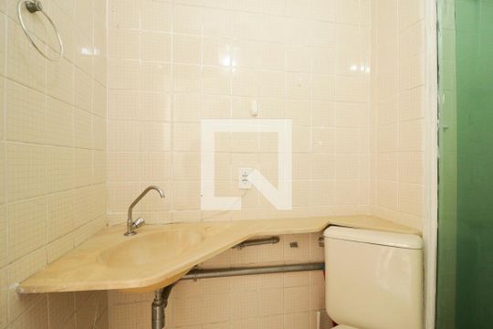 Banheiro de apartamento para alugar com 2 quartos, 60m² em Vila Celeste, São Paulo