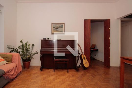 Sala de apartamento à venda com 2 quartos, 104m² em Cerqueira César, São Paulo