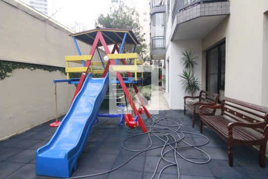 Área comum - Playground de apartamento para alugar com 1 quarto, 45m² em Itaim Bibi, São Paulo