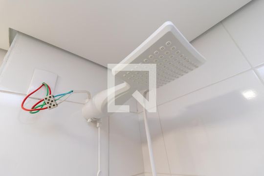 Banheiro de apartamento para alugar com 2 quartos, 37m² em Jardim São Paulo(zona Norte), São Paulo