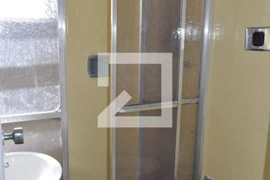 Banheiro de apartamento à venda com 3 quartos, 76m² em Rocha, Rio de Janeiro
