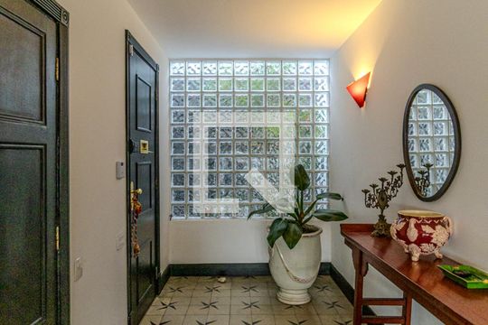 Hall de Entrada de casa à venda com 4 quartos, 550m² em Pacaembu, São Paulo