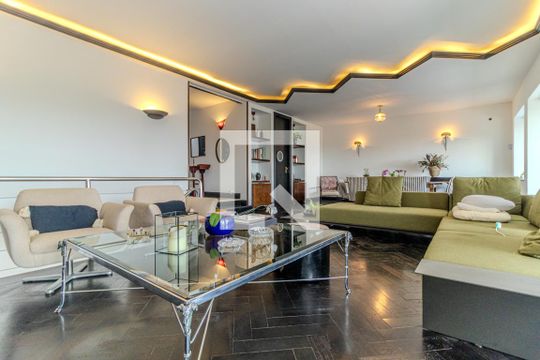 Sala 1 de casa à venda com 4 quartos, 550m² em Pacaembu, São Paulo