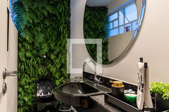Lavabop de apartamento para alugar com 2 quartos, 106m² em Higienópolis, São Paulo