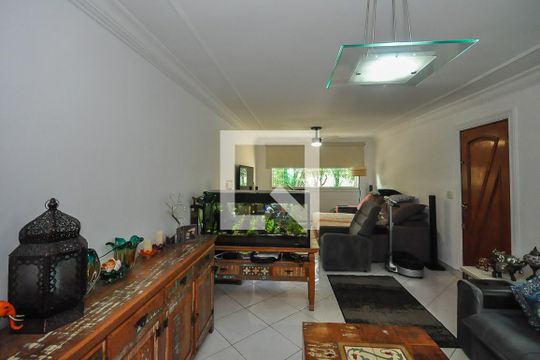 Sala de casa à venda com 3 quartos, 194m² em Jardim Londrina, São Paulo