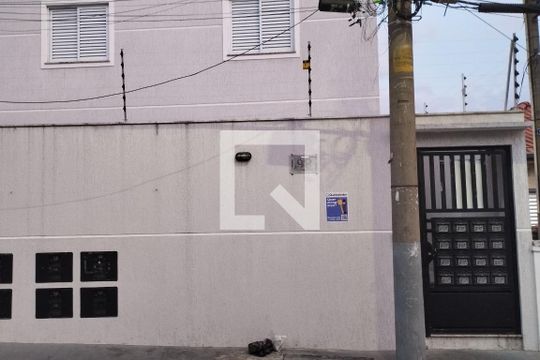 Fachada de casa de condomínio à venda com 2 quartos, 50m² em Vila Isolina Mazzei, São Paulo