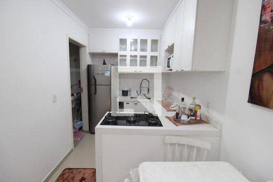 Sala / Cozinha de casa de condomínio à venda com 2 quartos, 50m² em Vila Isolina Mazzei, São Paulo