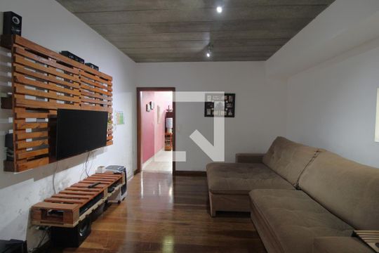Casa à venda com 2 quartos, 120m² em Veleiros, São Paulo