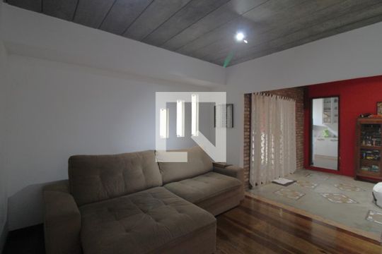 Sala de casa à venda com 2 quartos, 120m² em Veleiros, São Paulo