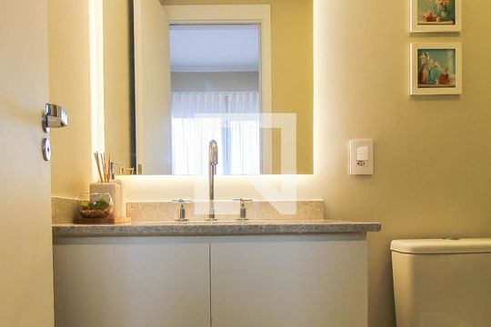 Banheiro de apartamento à venda com 1 quarto, 27m² em Belenzinho, São Paulo