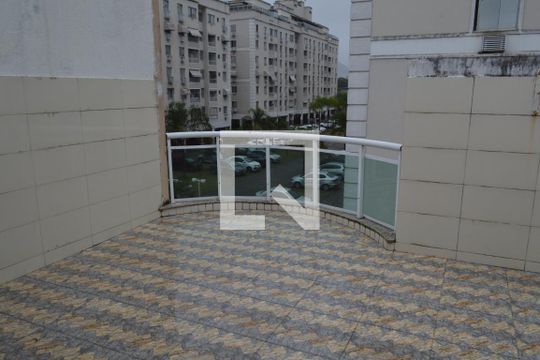 Terraço Gourmet de casa de condomínio para alugar com 3 quartos, 160m² em Taquara, Rio de Janeiro