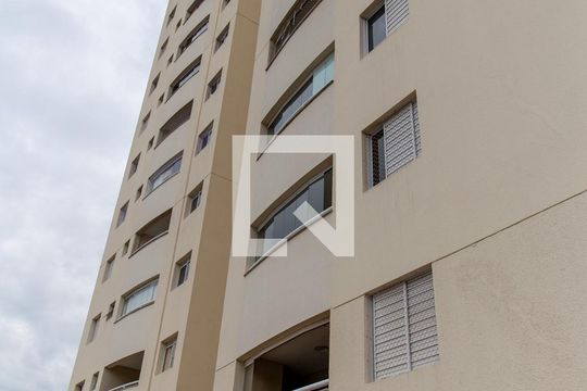 Fachada do bloco de apartamento à venda com 3 quartos, 81m² em Centro, Diadema