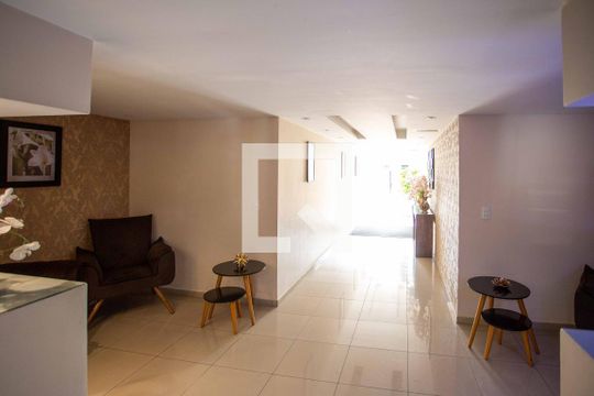 Hall social de apartamento à venda com 3 quartos, 81m² em Centro, Diadema