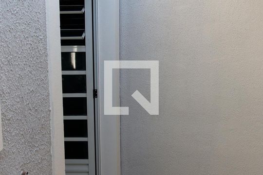 Quintal de casa de condomínio à venda com 2 quartos, 70m² em Novo Osasco, Osasco