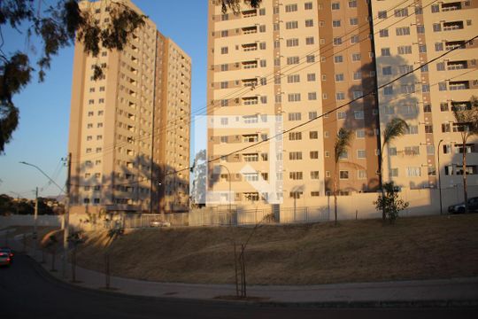 Fachada de apartamento para alugar com 2 quartos, 40m² em Jk, Contagem