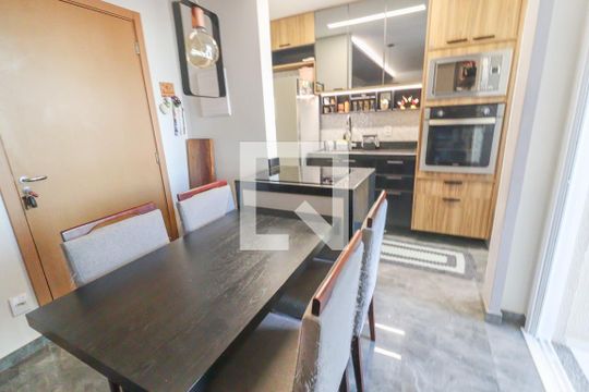 Sala de apartamento à venda com 2 quartos, 53m² em Vila Progresso, Jundiaí