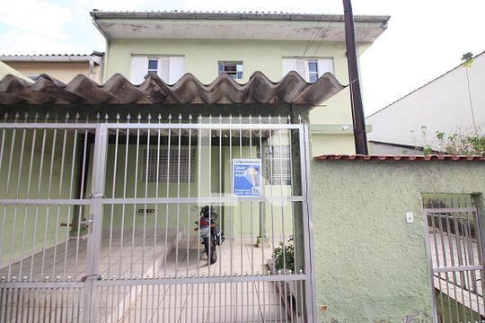 Fachada  de casa à venda com 2 quartos, 167m² em Vila do Tanque, São Bernardo do Campo