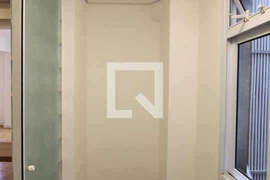 Área de Serviço de apartamento para alugar com 2 quartos, 90m² em Jardim Europa, São Paulo