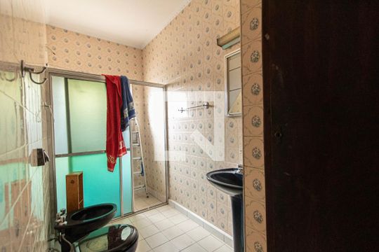 Banheiro Suíte de casa para alugar com 5 quartos, 277m² em Jardim Santa Rosália, Sorocaba
