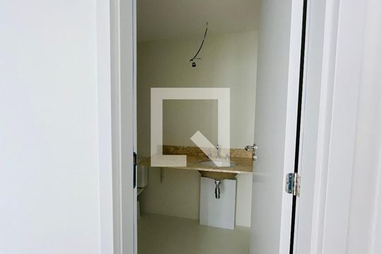 Banheiro Suíte 1 de apartamento à venda com 3 quartos, 155m² em Flamengo, Rio de Janeiro