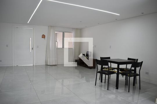 Sala de casa para alugar com 3 quartos, 145m² em Cajuru, Curitiba