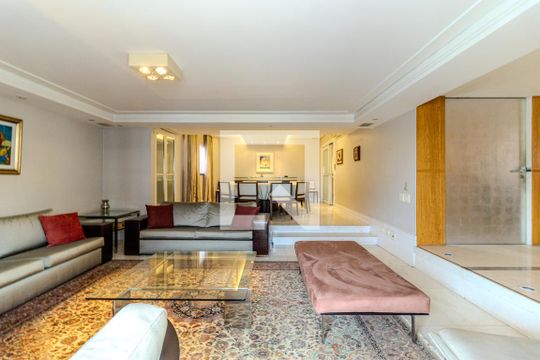 Sala de Estar de apartamento à venda com 3 quartos, 300m² em Santa Cecilia, São Paulo