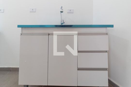 Gabinete Cozinha americana de casa para alugar com 1 quarto, 38m² em Jardim dos Prados, São Paulo