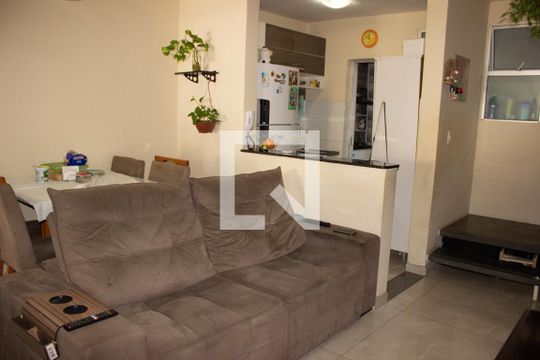 Casa de Condomínio à venda com 2 quartos, 67m² em Arvoredo Ii, Contagem