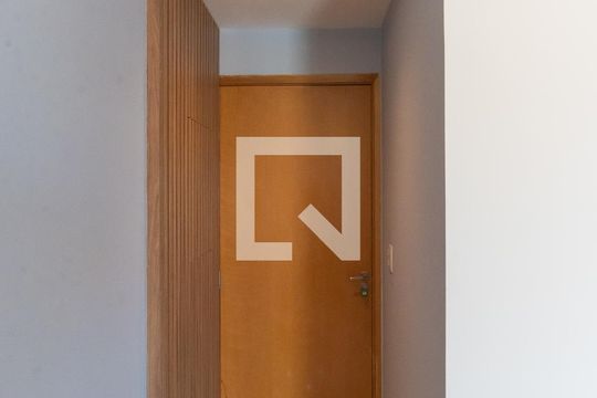 Hall de apartamento para alugar com 1 quarto, 65m² em Jardim do Trevo, Campinas