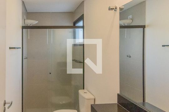 Banheiro de apartamento para alugar com 1 quarto, 65m² em Jardim do Trevo, Campinas