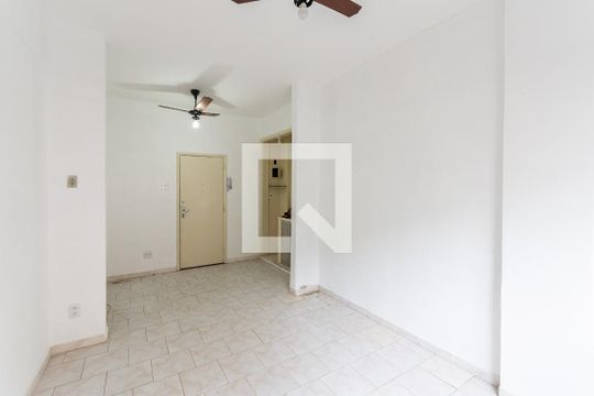 Kitnet de kitnet/studio à venda com 1 quarto, 40m² em Grajaú, Rio de Janeiro