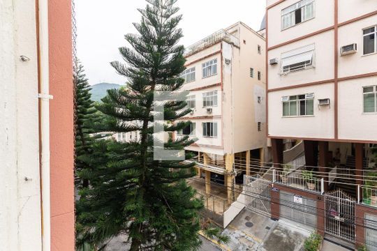Vista de kitnet/studio à venda com 1 quarto, 40m² em Grajaú, Rio de Janeiro