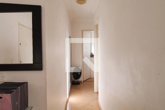 Corredor - Quartos de apartamento à venda com 2 quartos, 47m² em Vila Guilherme, São Paulo