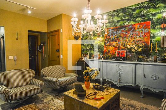 Sala de apartamento à venda com 2 quartos, 120m² em Vila Floresta, Santo André
